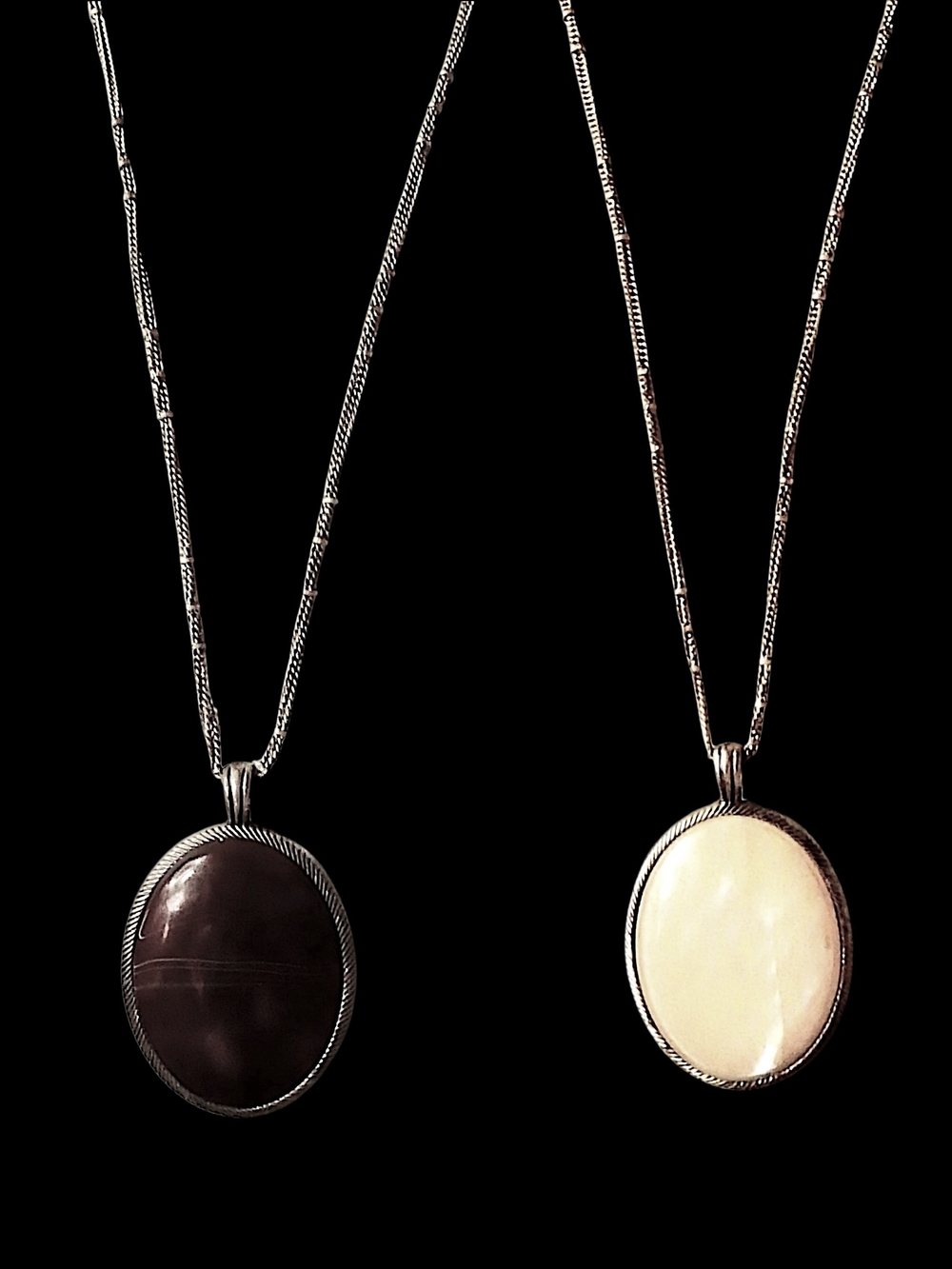 Vintage Flip Necklace